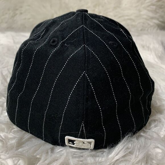 WHITE SOX wool baseball cap New Era 7 3/8 black with white pin stripes gray bill - Picture 4 of 11